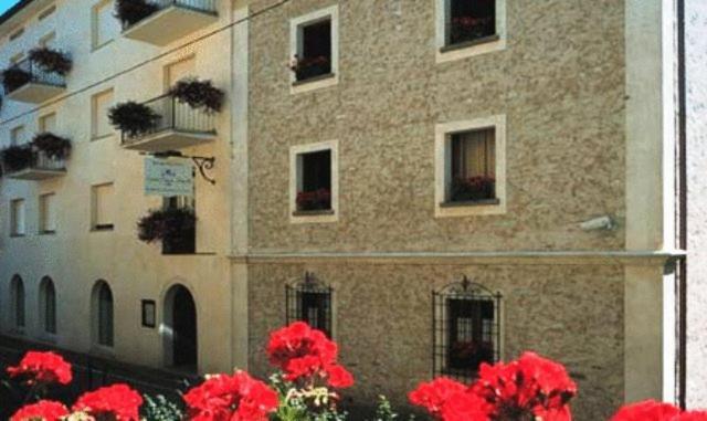 Hotel Margna Morbegno Exterior photo